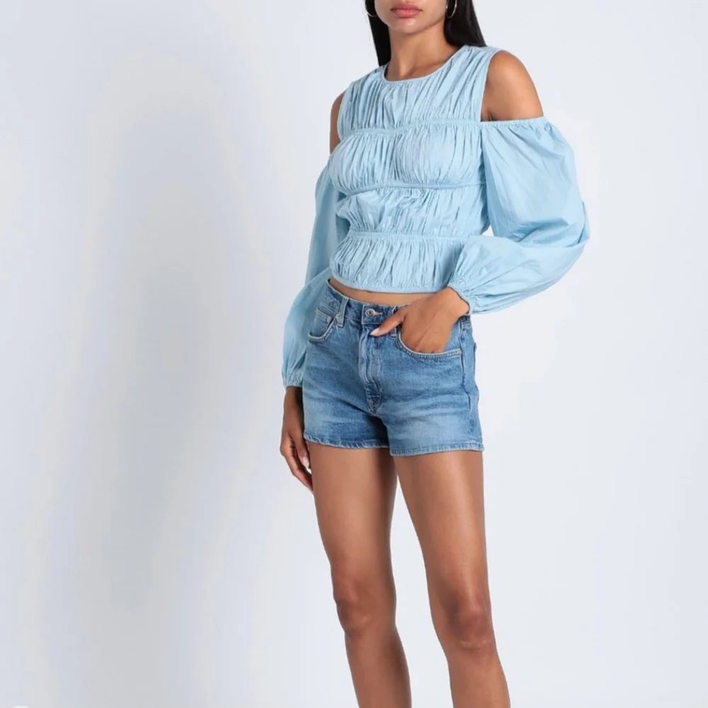 Topshop Shirred Poplin Off The Shoulder Blouse in Blue Size 6 - Picture 1 of 10